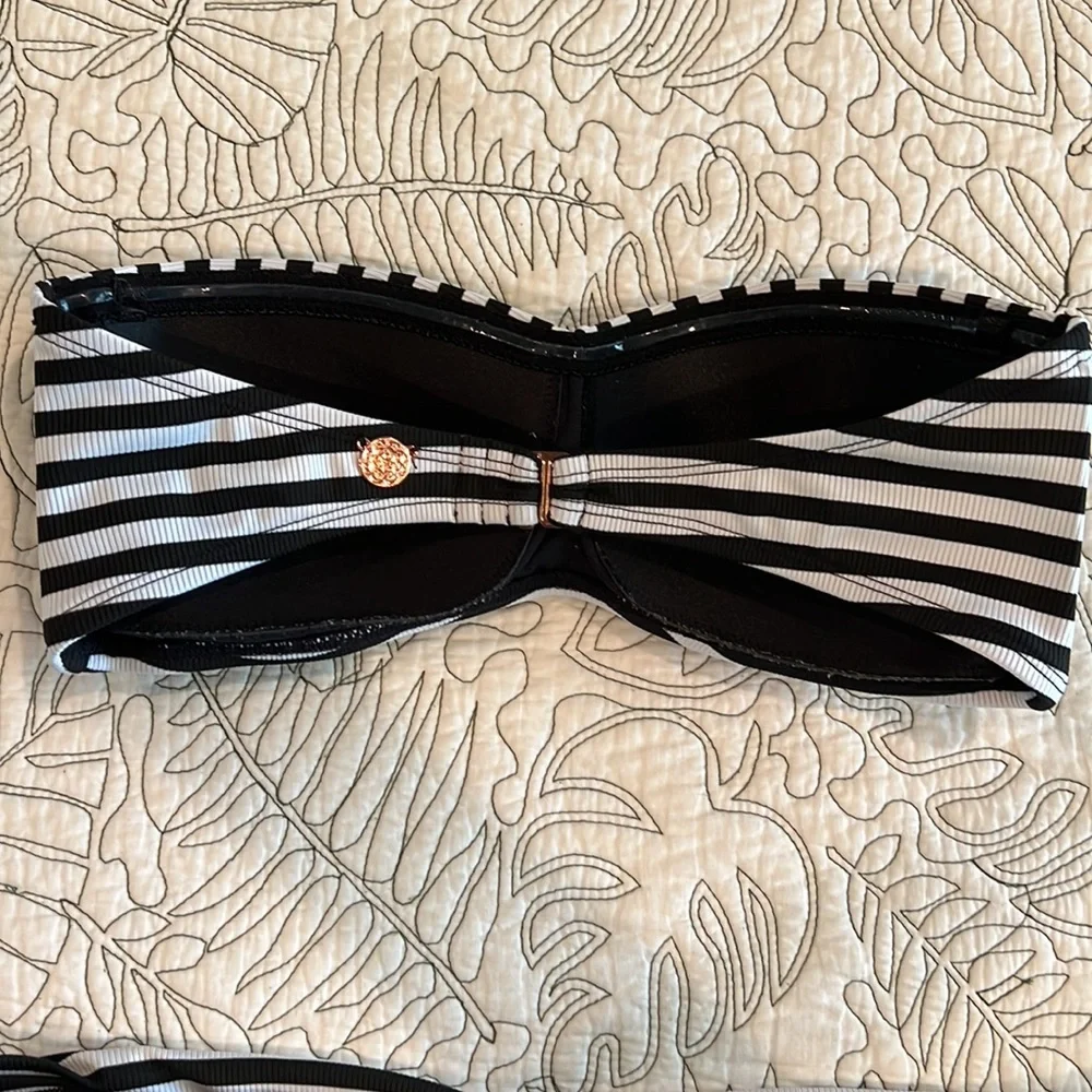 Black and White Striped, Strapless, Bandeau Bikini Top, Size Small - Picture 2 of 3